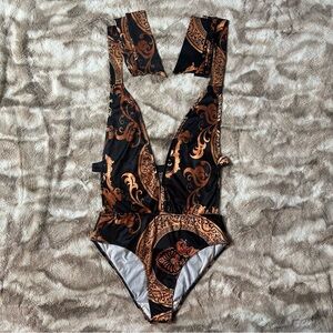 (CLEARANCE) 2-Piece Set Black Printed High Cut Swimsuit & Kimono